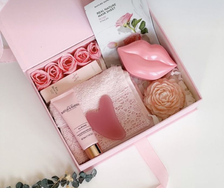 The Rose Glow Self-Care Gift Box